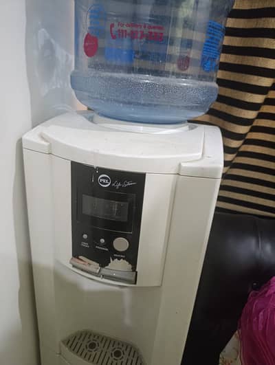 PEL Water Dispenser