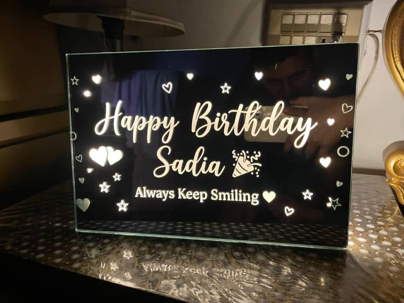 customize name mirror 2