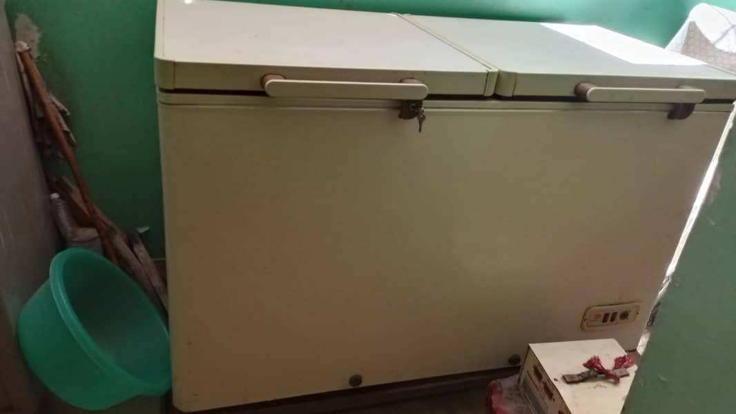 Dawlance Deep freezer 1