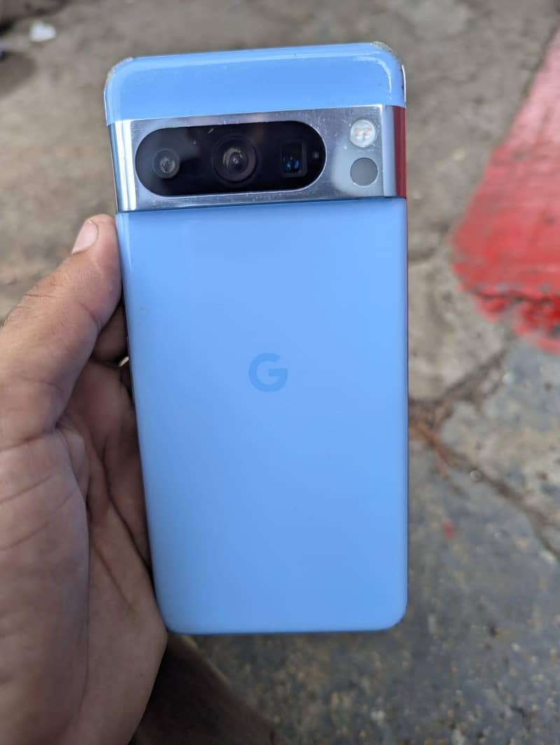 Google Pixel 8 Pro 0
