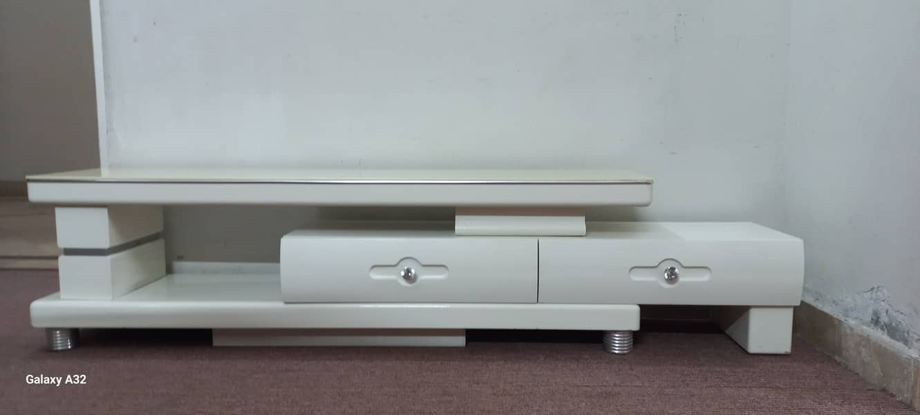 TV Console (Imported) 0