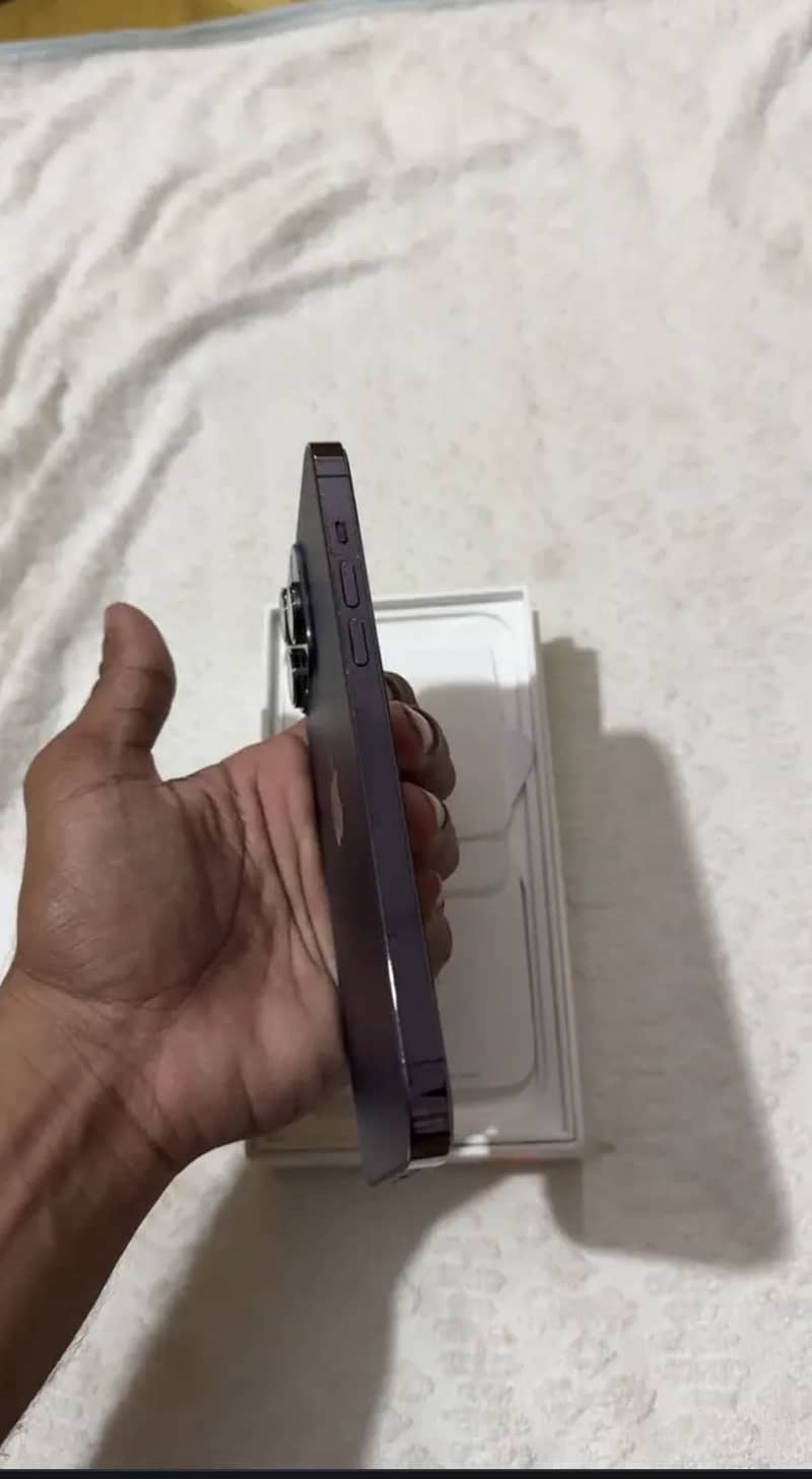 IPHONE 14 pro max 2