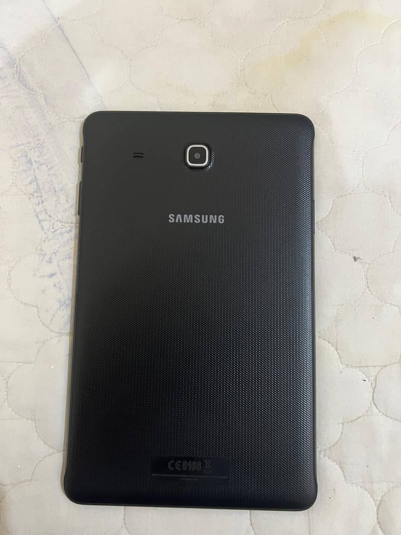 Galaxy Tab E 1