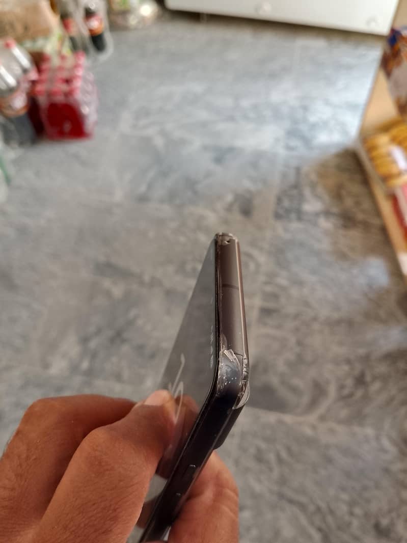 Google pixel 8 5