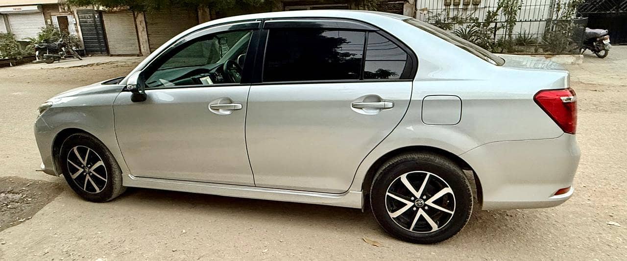 toyota axio 5