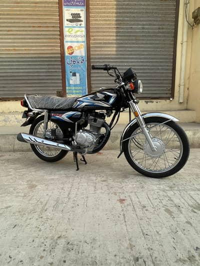 Honda CG 125- Excellent Bike| Year 2025 | 1st Owner