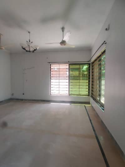 Two bedrooms open basement available for rent in E11 2