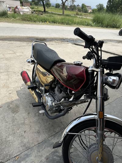 125 special edition 24 model
