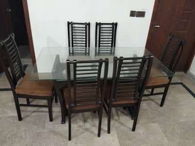 dinning table with 6chair