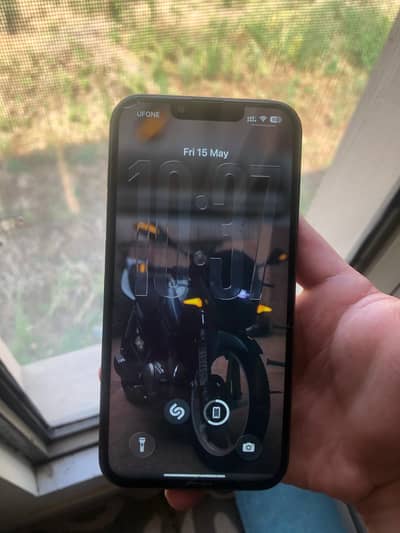 Iphone 13 pro sim glitch