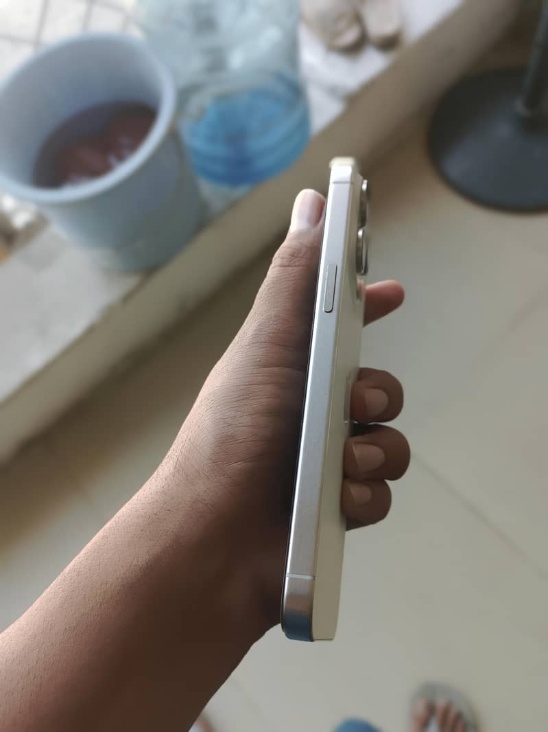 iphone 15 pro max 6