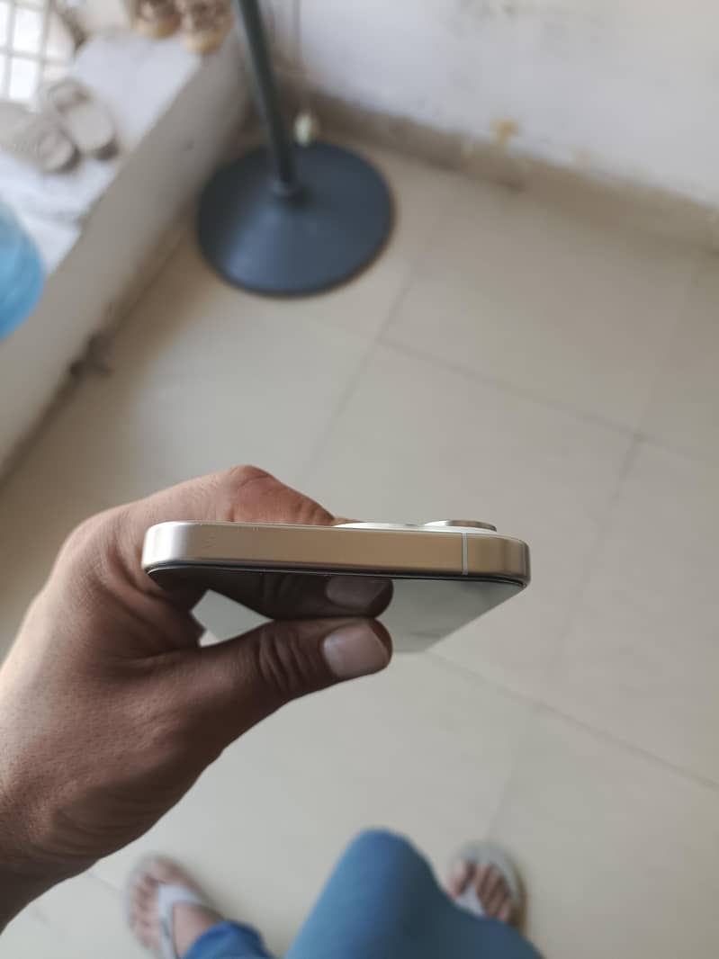 iphone 15 pro max 10