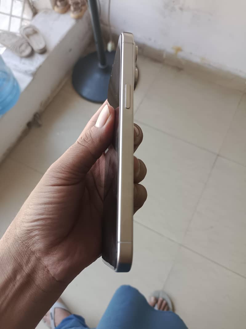 iphone 15 pro max 11