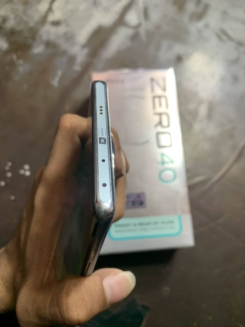 Infinix Zero 40 2