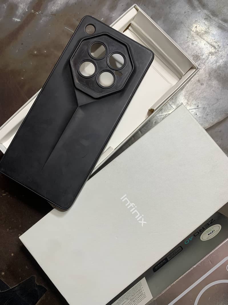 Infinix Zero 40 6