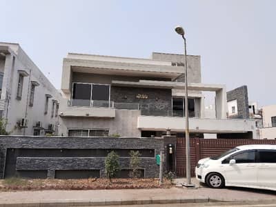 Overseas B Extension 1 Kanal Ultra luxury House For Rent