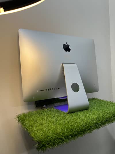 Apple iMac 2017 21.5 Retina 16GB/480SSD WhatsApp 03215984936