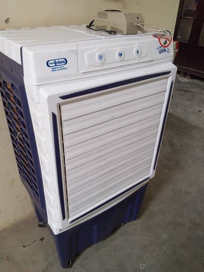 12 volt air cooler with splay  .