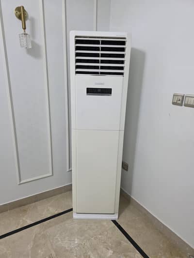 Gree Non Inverter Floor Standing AC unit