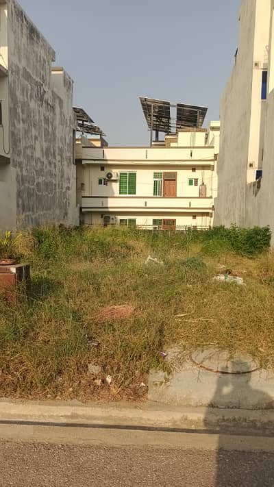 1 Kanal 20 Marla (50*90) Heighted Location Residential Plot for Sale in O9 Police Foundation