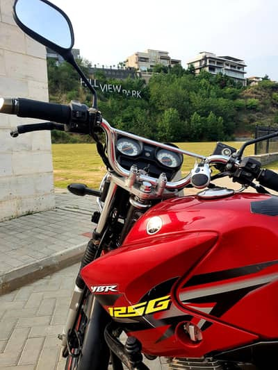 Yamaha YBR 125 G Red