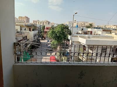 Ideal Upper Portion For rent In Gulshan-e-Iqbal - Block 13-D2 2 floor portion 3bed lounch
