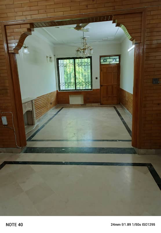 Upper portion for rent 7