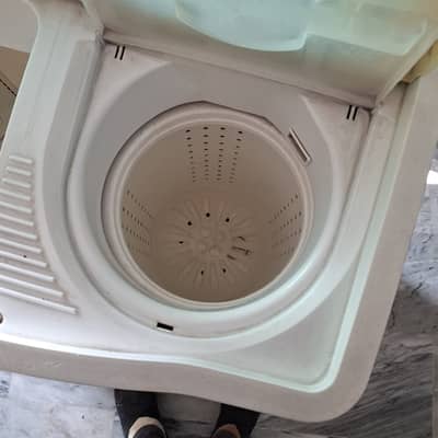 KENWOOD WASHING MACHINE WITH DRYER