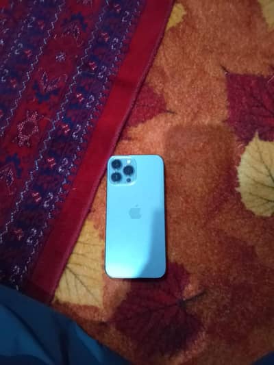 13 pro max 512GB jv 10 days warranty original 10/10 condition.