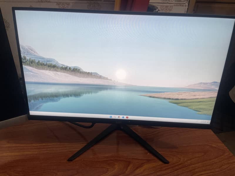 Monitor Ease 22 inch condition new 0