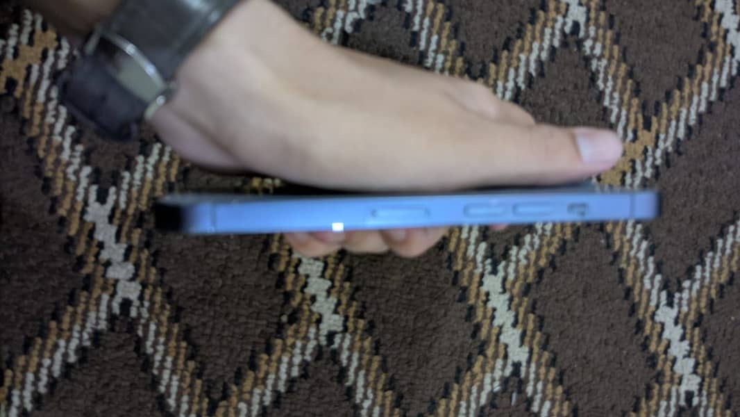 iPhone 13 Pro 2