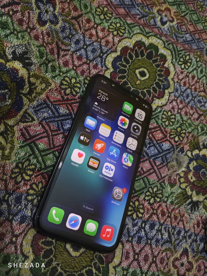 iPhone 11 PRO 2