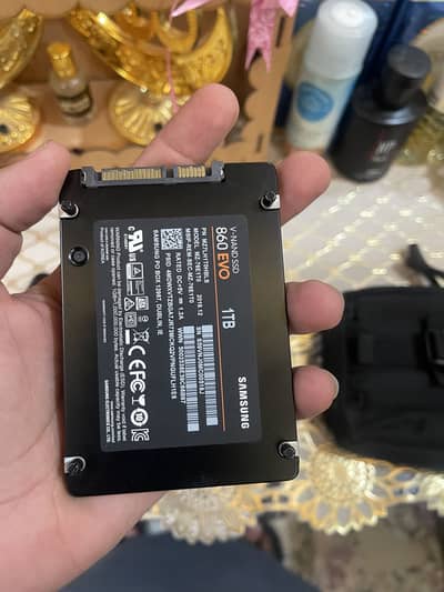 Samsung 860 EVO 1TB V-NAND SSD – Excellent Condition 
