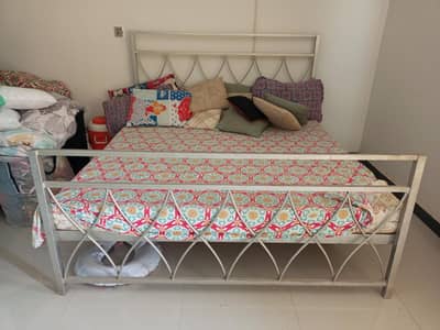 2nd house bed for sale