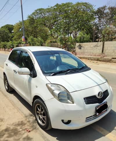 Toyota Vitz 2006/2011 Urgent Sale