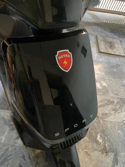  Metro T9 Electric Scooty Model 2026