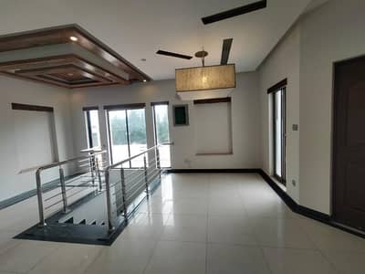 20 MARLA UPPER PORTION AVAILABLE FOR RENT IN DHA PHASE 5
