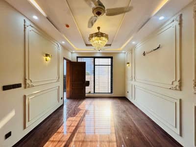 10 MARLA BRAND NEW HOUSE FOR RENT IN DHA PHASE 4 WITH BASEMENT