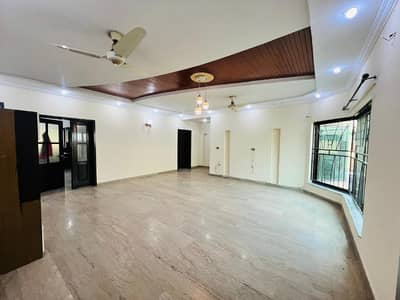 20 MARLA HOUSE FOR RENT IN DHA PHASE 2 DOUBLE UNITE