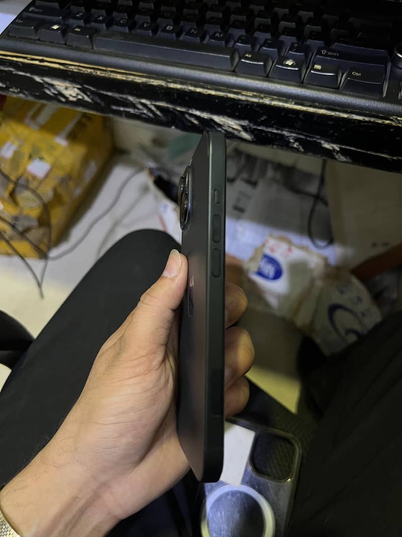 Iphone 15 Black 4
