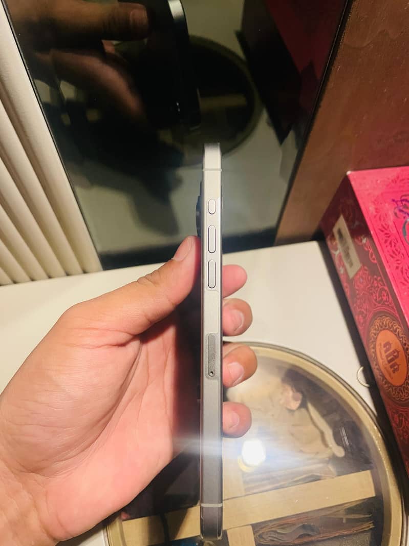 Iphone 15 Pro Max 5