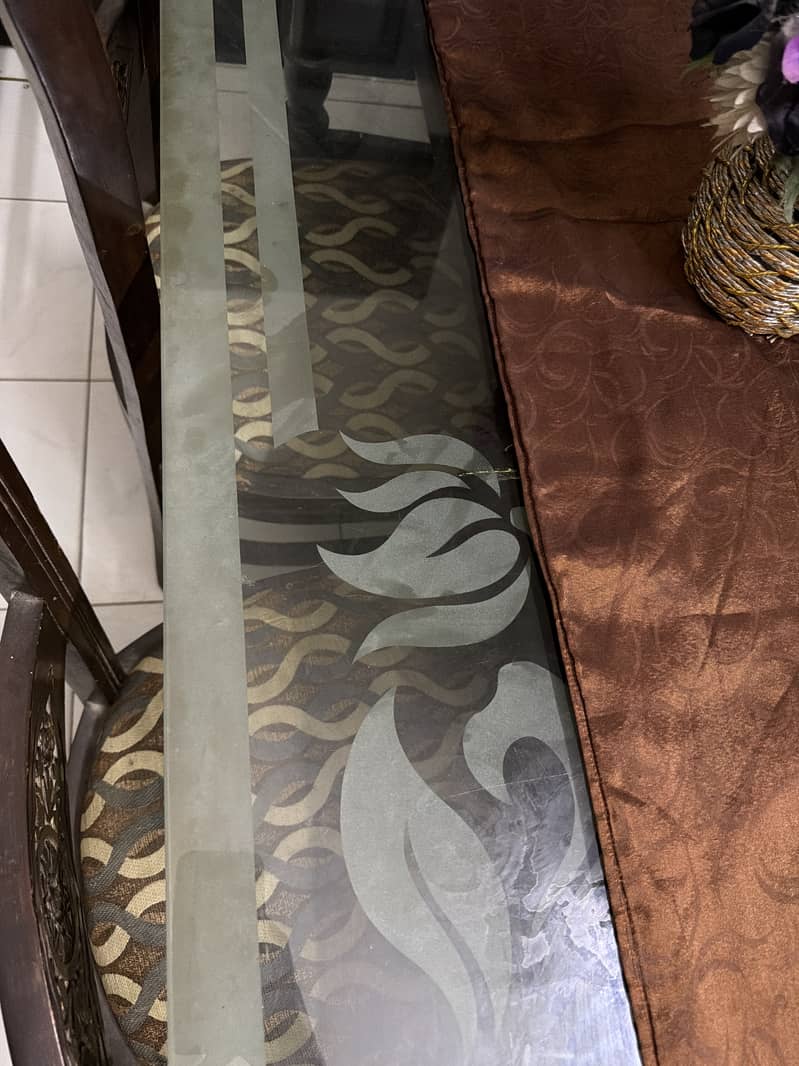 Dining table (interwood) 4