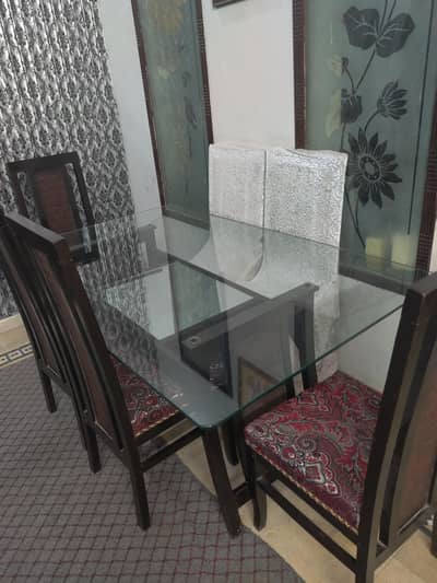 Dining Table - 6 seater Dining Table - Table with glass top