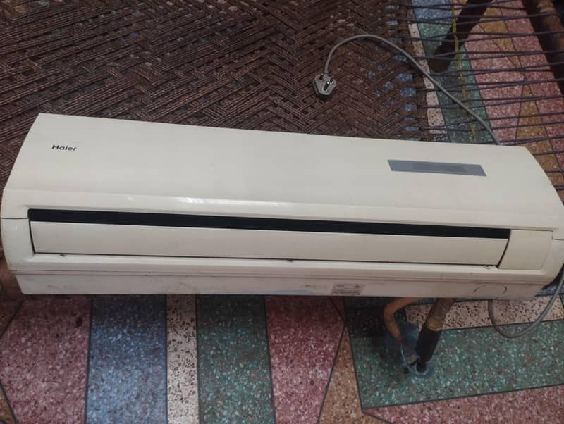 HAIER 1.5 TONS SPLIT AC. 2