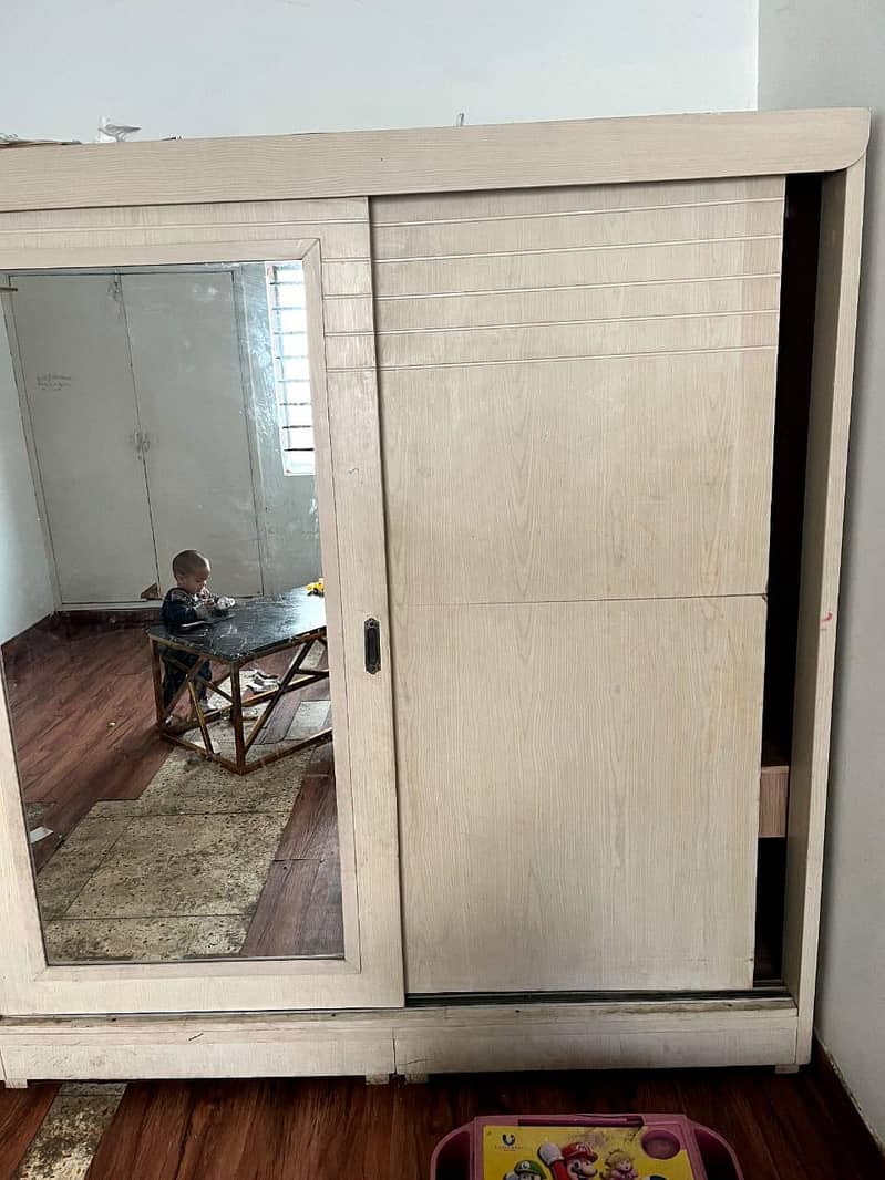 cupboard 0