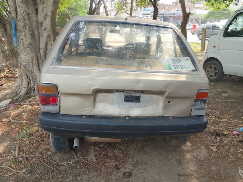 Subaru 1000cc Vitz engine 4