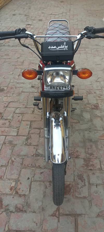 Honda cd 70  2026 red colour