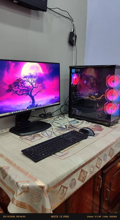 Asus Gaming PC Setup with 27 inch LED IPS panel