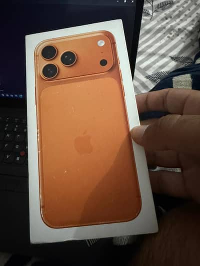 iPhone 17 Pro Max 256GB Orange - Like New