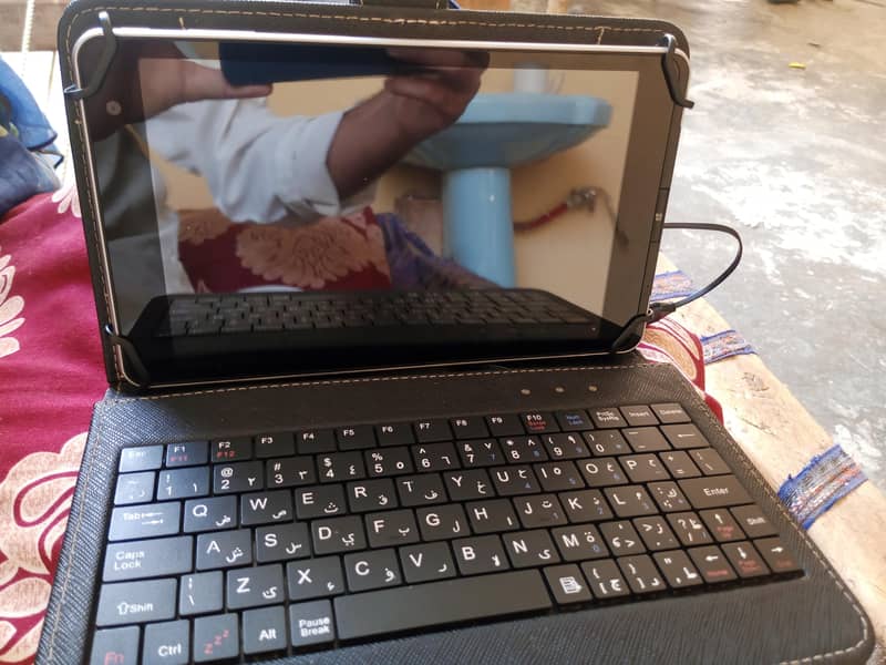 computer window leptop tablet 0